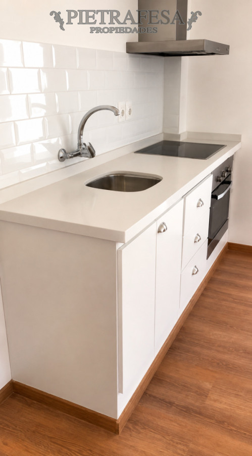 Apartamento en alquiler, 1 dormitorio, 1 baño, balcón. Prado. · Foto 8