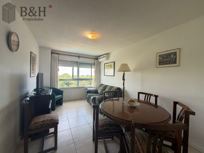 Apartamento en alquiler de 1 dormitorio en Punta del este , Edificio Doce Lunas · Foto 2