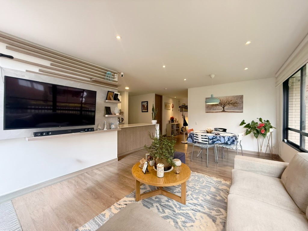 Apartamento en venta en Alejandria, Bogotá · foto 3 de 24