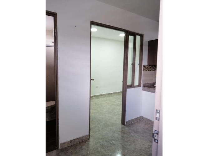 Edificio en venta en El Trebol, Cali, 650 m² · foto 10 de 12