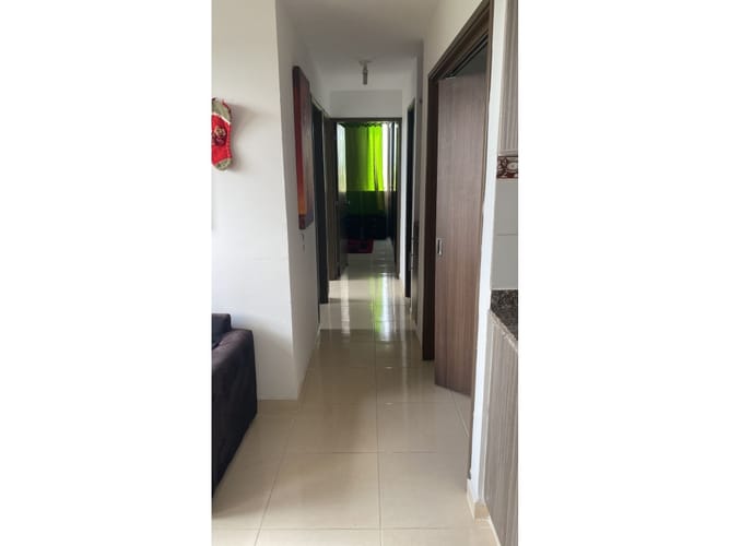 Apartamento de 3 alcobas en venta en Cr. Bambu, Jamundí, 61 m² · foto 2 de 5