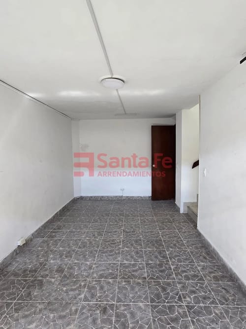 Casa de 4 alcobas en venta en Centro, Bello, 124 m² · foto 3 de 10