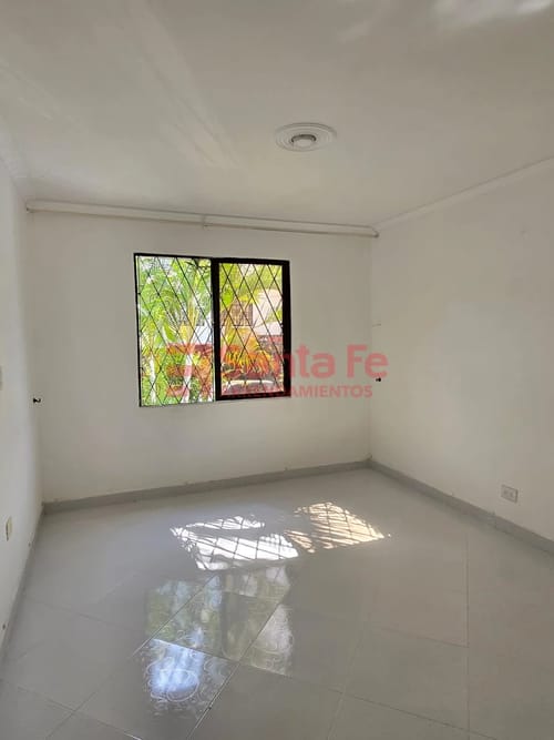Casa de 4 alcobas en venta en Centro, Bello, 124 m² · foto 5 de 10