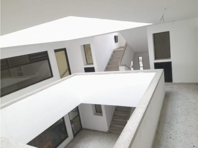 Edificio en venta en San Pedro, Cali, 950 m² · foto 4 de 12