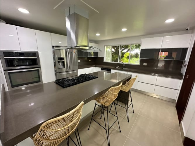 Casa de 4 alcobas en venta en Ciudad Jardin, Cali, 375 m² · foto 3 de 24