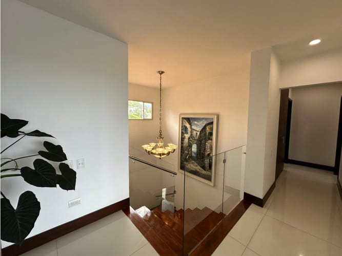 Casa de 4 alcobas en venta en Ciudad Jardin, Cali, 375 m² · foto 6 de 24