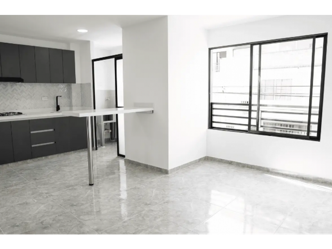 Edificio en venta en Departamental, Cali, 330 m² · foto 2 de 9