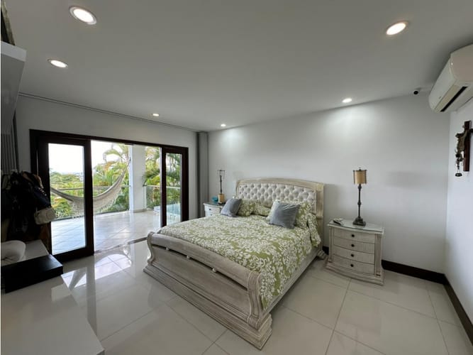 Casa de 4 alcobas en venta en Ciudad Jardin, Cali, 375 m² · foto 12 de 24