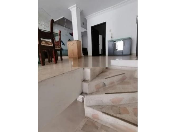 Edificio en venta en El Jardin, Cali, 500 m² · foto 4 de 8