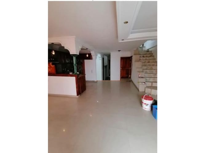 Edificio en venta en El Jardin, Cali, 500 m² · foto 5 de 8