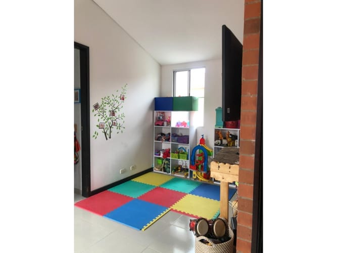 Casa de 3 alcobas en venta en Alfaguara, Jamundí, 180 m² · foto 21 de 24