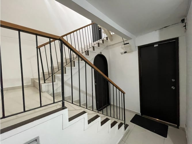 Edificio en venta en Santa Monica, Cali, 750 m² · foto 3 de 7
