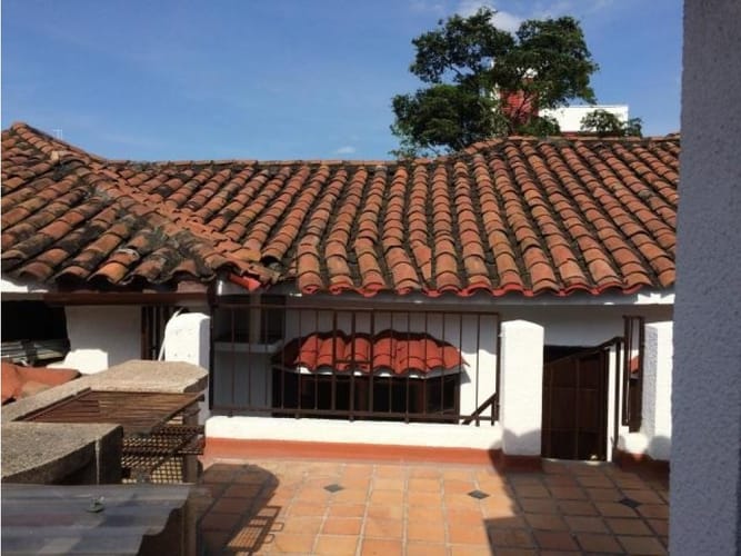 Casa de 14 alcobas en venta en San Vicente, Cali, 600 m² · foto 7 de 8