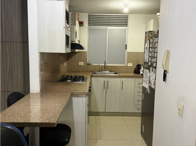 Apartamento de 3 alcobas en venta en Valle Del Lili, Cali, 60 m² · foto 3 de 17