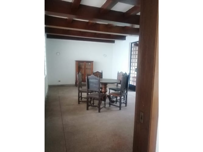 Casa de 9 alcobas en venta en San Vicente, Cali, 850 m² · foto 10 de 20