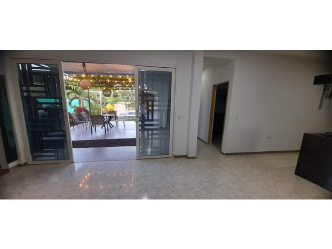 Casa de 5 alcobas en venta en Rozo, Palmira, 800 m² · foto 3 de 24