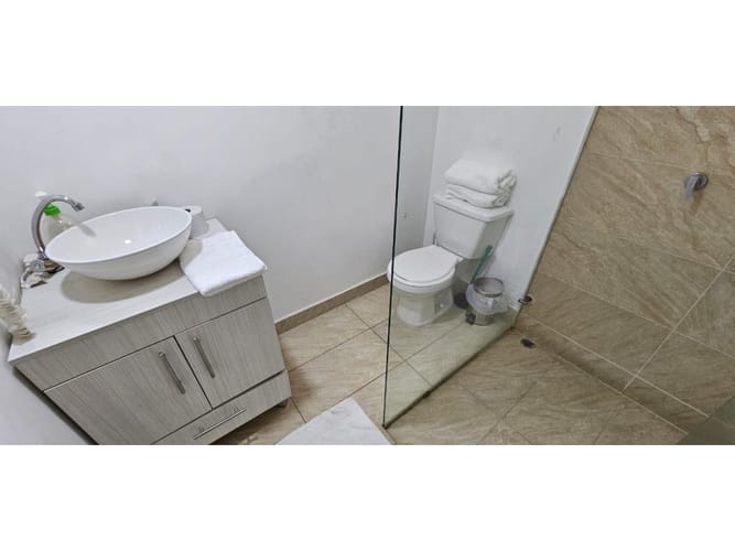 Edificio en venta en Santa Teresita, Cali, 1210 m² · foto 17 de 24