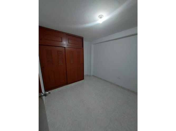 Edificio en venta en Alameda, Cali, 240 m² · foto 8 de 24