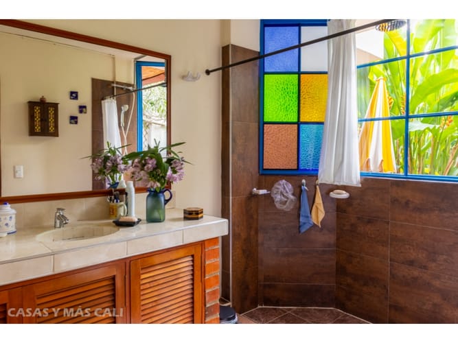 Casa de 6 alcobas en venta en Prados Del Norte, Cali, 369 m² · foto 6 de 12
