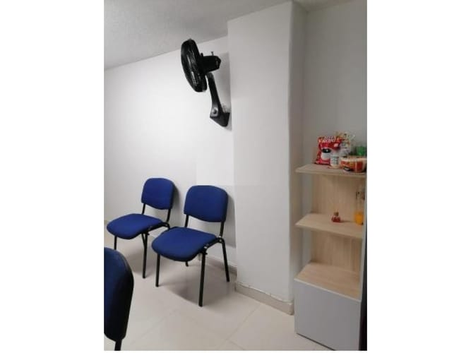 Oficina en venta en Prados Del Norte, Cali, 11 m² · foto 3 de 3