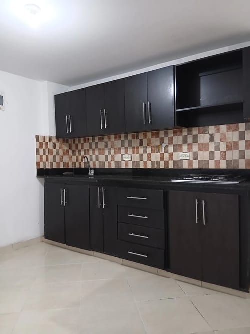 Apartamento de 4 alcobas en arriendo en Los Angeles, Medellín, 95 m² · foto 5 de 10