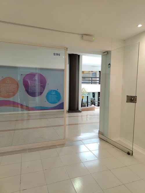 Oficina en arriendo en Estadio, Medellín, 36 m² · foto 2 de 10