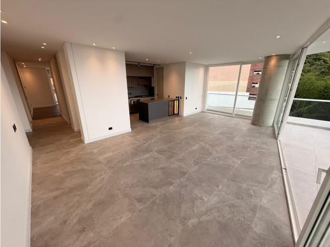 Apartamento de 4 alcobas en venta en Santa Monica, Cali, 204 m² · foto 13 de 24