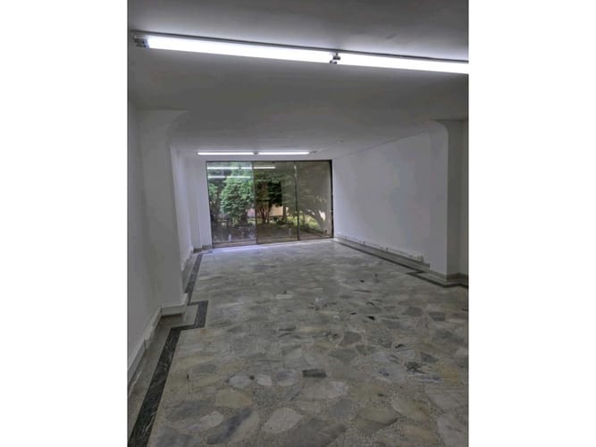 Edificio en venta en La Nueva Base, Cali, 320 m² · foto 9 de 11