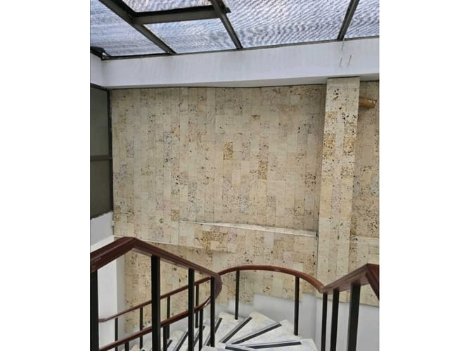 Edificio en venta en La Nueva Base, Cali, 320 m² · foto 10 de 11