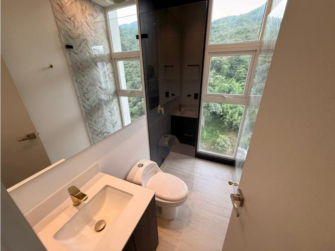 Apartamento de 3 alcobas en venta en Santa Monica, Cali, 163 m² · foto 19 de 24