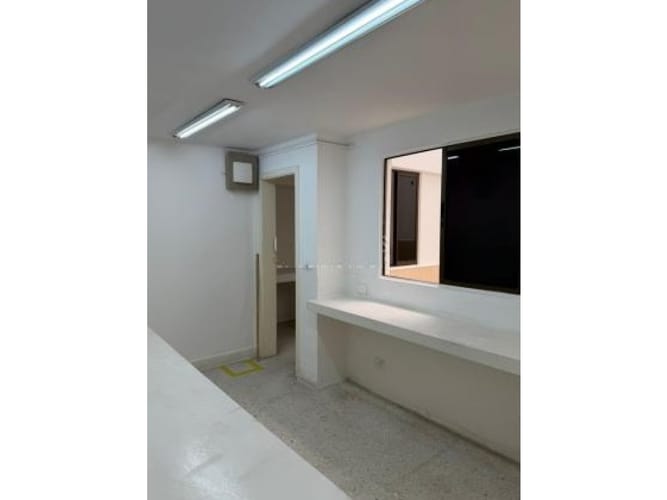 Casa de 9 alcobas en venta en San Vicente, Cali, 350 m² · foto 3 de 10