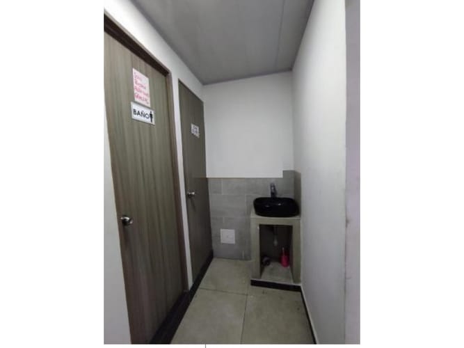 Local en venta en San Fernando Viejo, Cali, 250 m² · foto 4 de 5