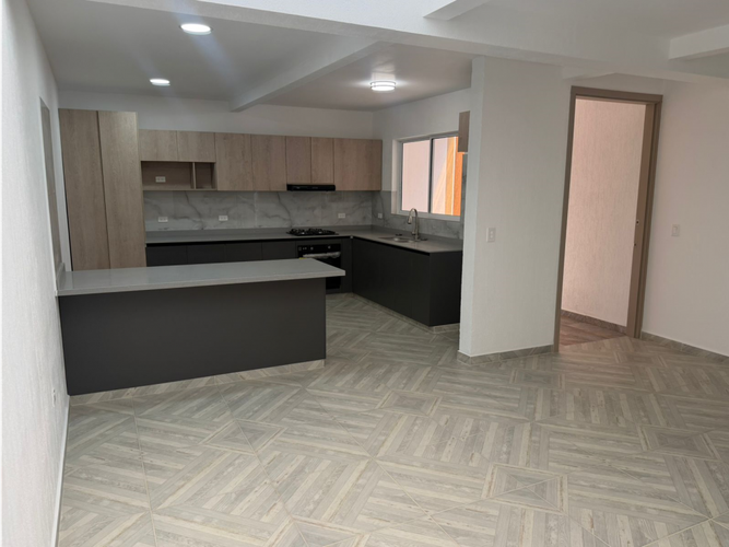 Edificio en venta en La Flora, Cali, 620 m² · foto 2 de 12