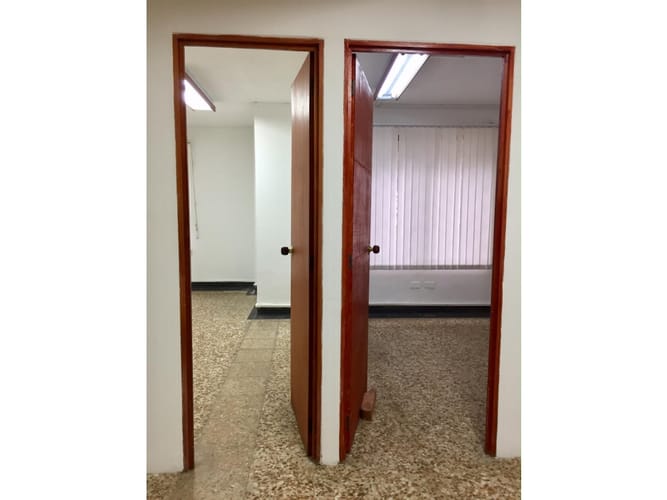 Local en venta en Olimpico, Cali, 200 m² · foto 9 de 12