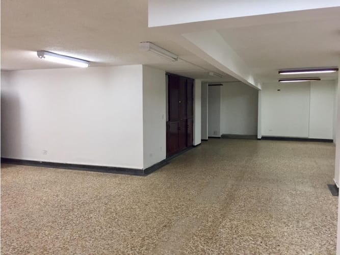 Local en venta en Olimpico, Cali, 200 m² · foto 10 de 12