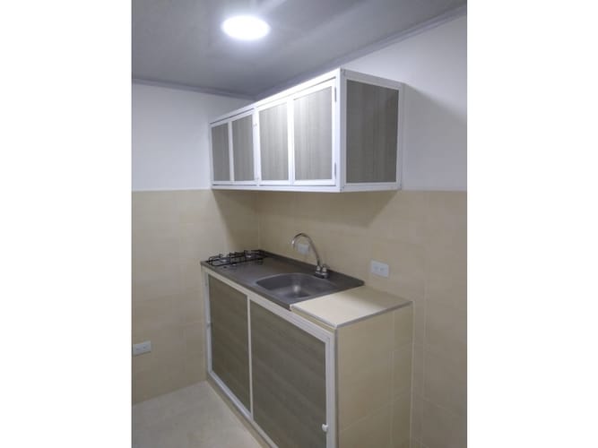 Edificio en venta en Aranjuez, Cali, 1200 m² · foto 2 de 24