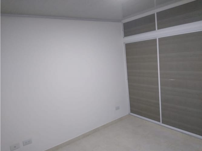 Edificio en venta en Aranjuez, Cali, 1200 m² · foto 3 de 24