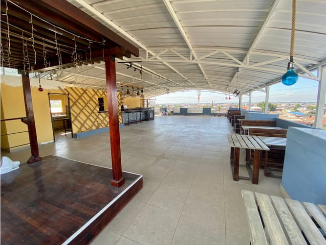 Edificio en venta en Aranjuez, Cali, 1200 m² · foto 18 de 24
