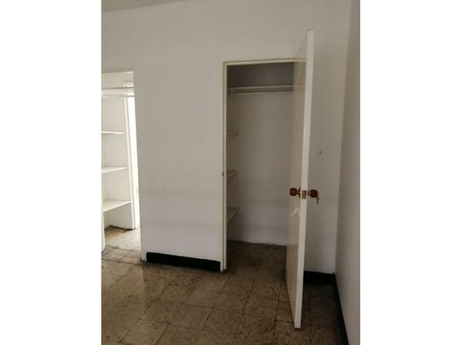 Casa de 6 alcobas en venta en Santa Monica, Cali, 240 m² · foto 10 de 24