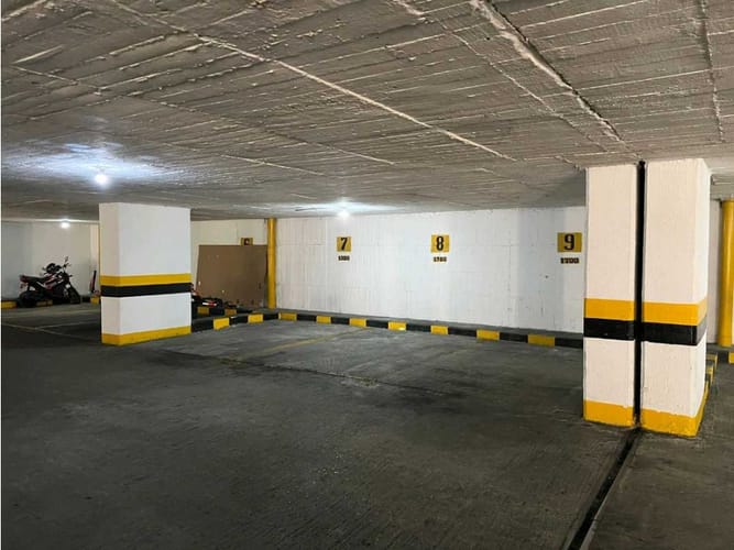 Apartamento de 3 alcobas en venta en Normandia, Cali, 248 m² · foto 10 de 18