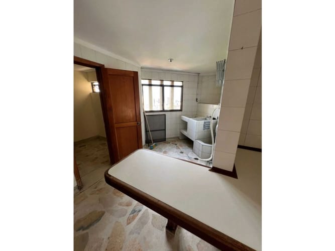 Apartamento de 3 alcobas en venta en Normandia, Cali, 248 m² · foto 18 de 18