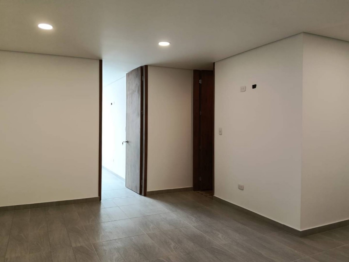 Apartamento en venta en Ingles, Bogotá · foto 8 de 19