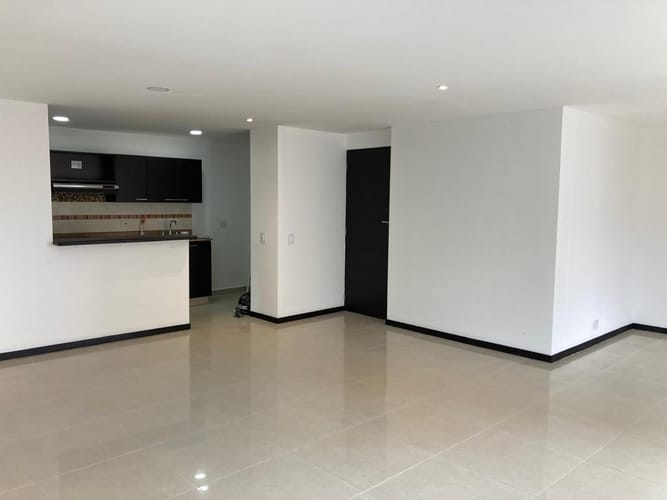 Apartamento en venta en El Poblado, Medellín · foto 10 de 12