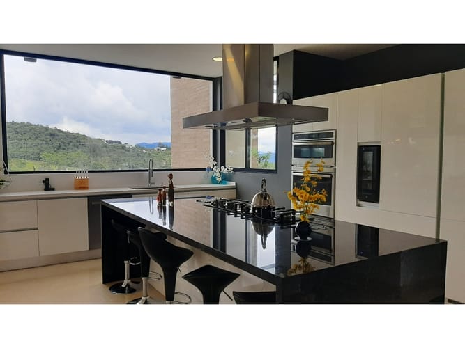 Casa de 4 alcobas en venta en Mercenario, Sopó, 378 m² · foto 10 de 24