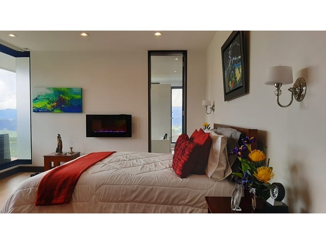 Casa de 4 alcobas en venta en Mercenario, Sopó, 378 m² · foto 13 de 24