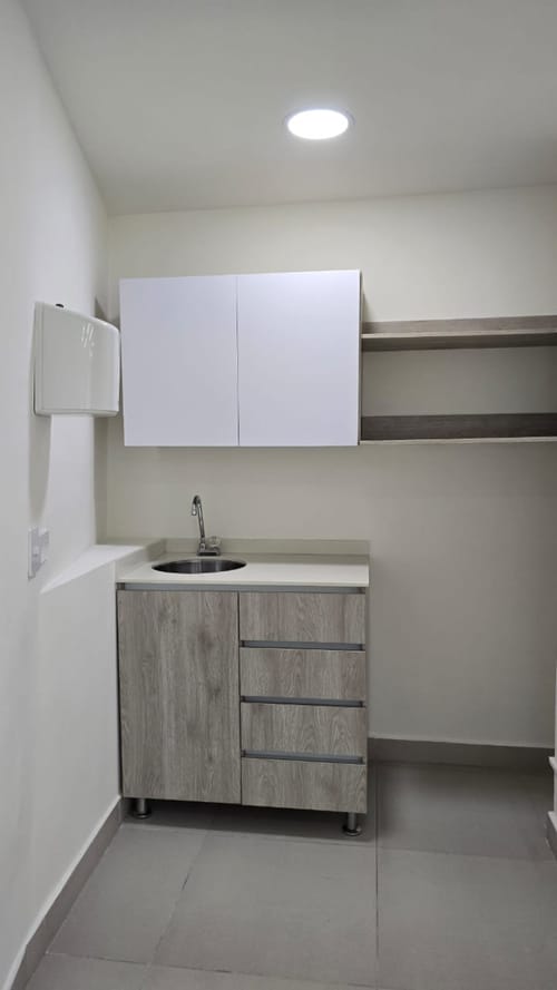 Oficina en arriendo en Alejandría, Medellín, 90 m² · foto 3 de 7