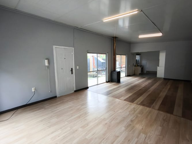 EXCELENTE A 3 DE PLAYA ZONA RESIDENCIAL AMPLIA CON JARDIN  PARRILLERO SUPER LUMINOSA · Foto 3