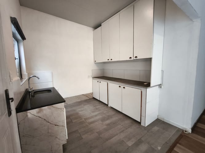 EXCELENTE A 3 DE PLAYA ZONA RESIDENCIAL AMPLIA CON JARDIN  PARRILLERO SUPER LUMINOSA · Foto 7