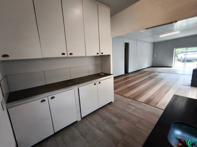 EXCELENTE A 3 DE PLAYA ZONA RESIDENCIAL AMPLIA CON JARDIN  PARRILLERO SUPER LUMINOSA · Foto 8
