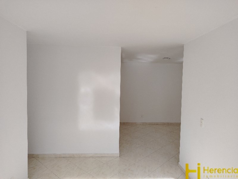 Apartamento en arriendo en Laureles, Medellín · foto 8 de 24